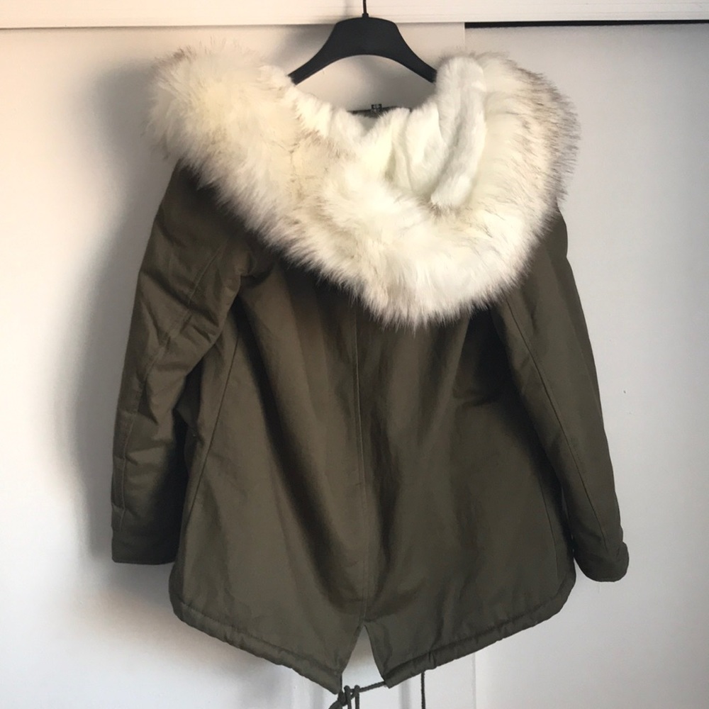 Missguided khaki/ Green Winter Faux Fur Parka Coat