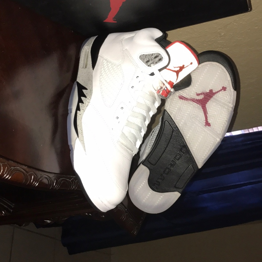 JORDAN RETRO 5 Cement