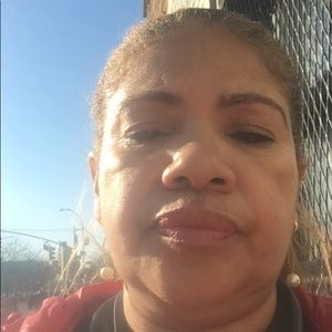 Meet your Posher, Joann