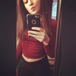 Meet your Posher, Lydia