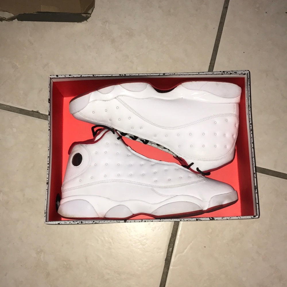 AIR JORDAN RETRO 13