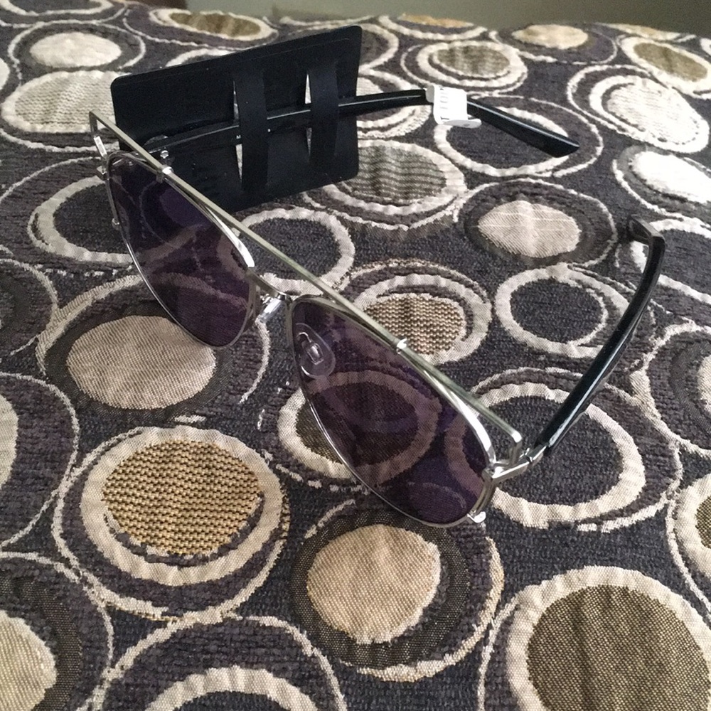 Sunglasses 😎