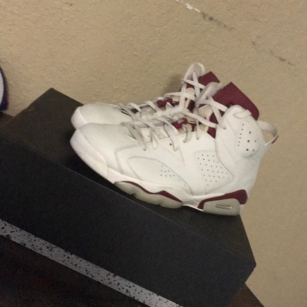AIR JORDAN RETRO 6