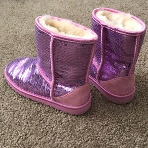 Ugg pink sequins short boots