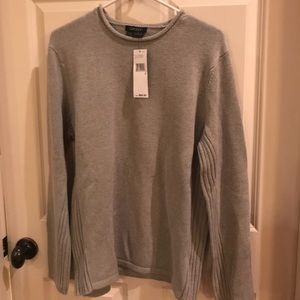 Men’s DKNY sweater, size Large