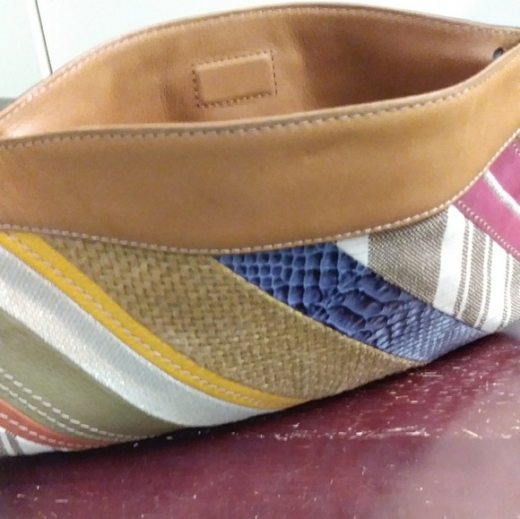 Fossil leather clutch - Picture 7 of 7