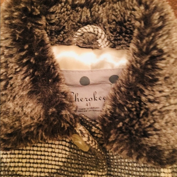 Winter Coat Cherokee - Picture 3 of 3