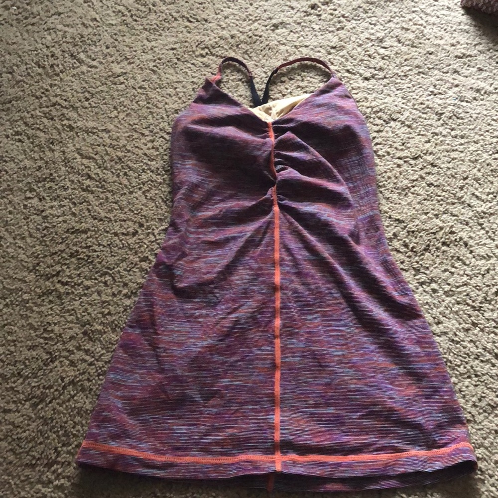 Lulu lemon top