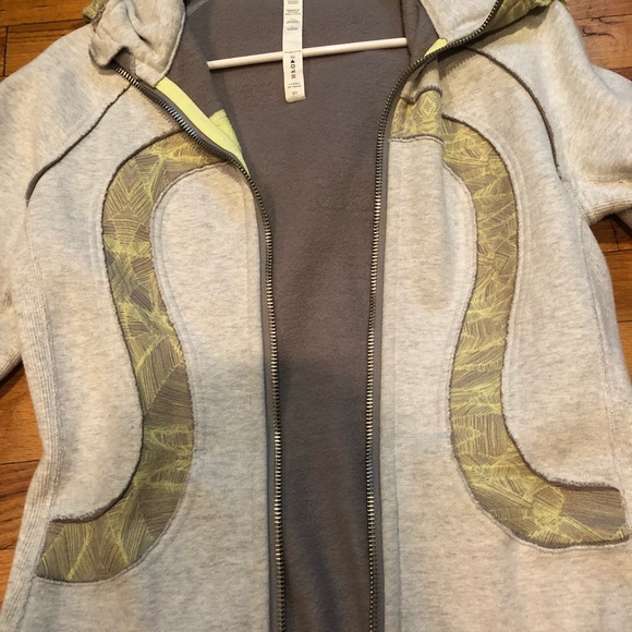 Lululemon scuba hoodie - Picture 3 of 3