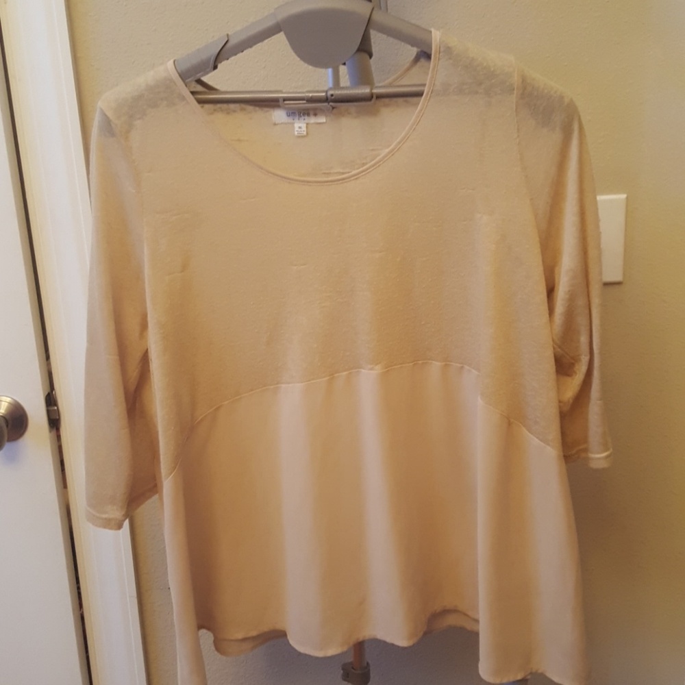 Umgee gold shirt sz 1xl