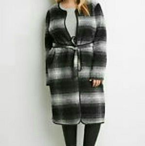 Plus Size Black White Longline Plaid Coat