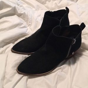 Dolce Vita Booties