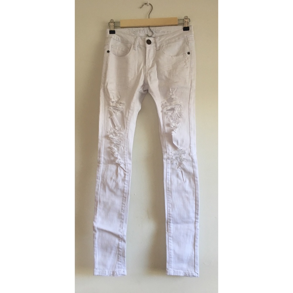 White ripped skinny jeans