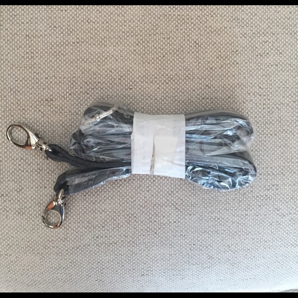 Versace Bag - Picture 7 of 8