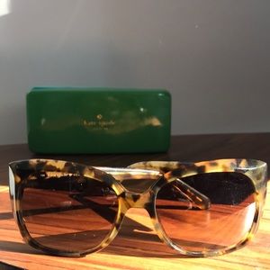 Kate spade Gardenias sunglasses
