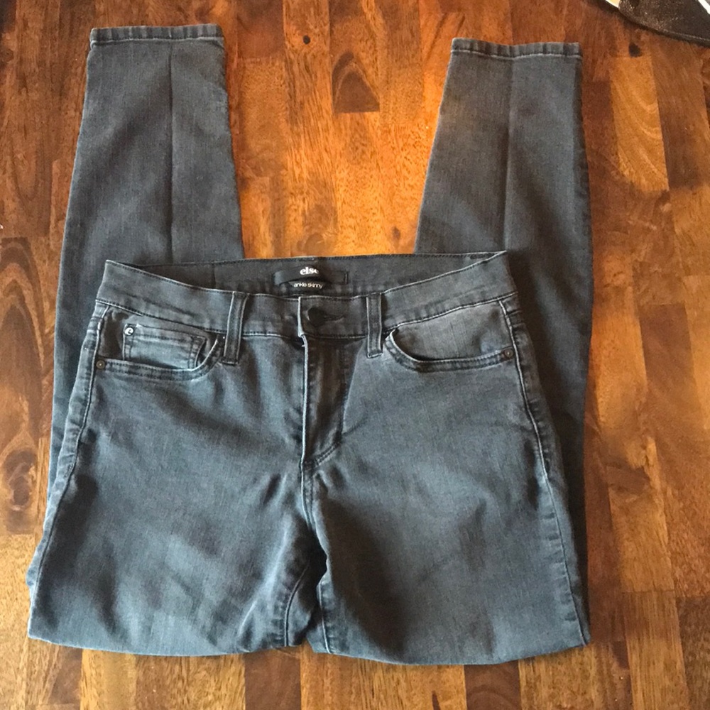 Skinny jeans