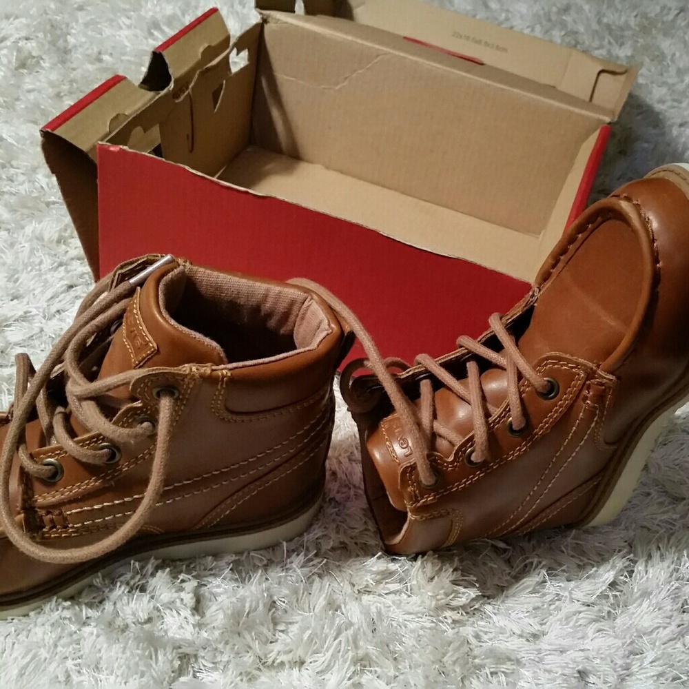 Toddler boots