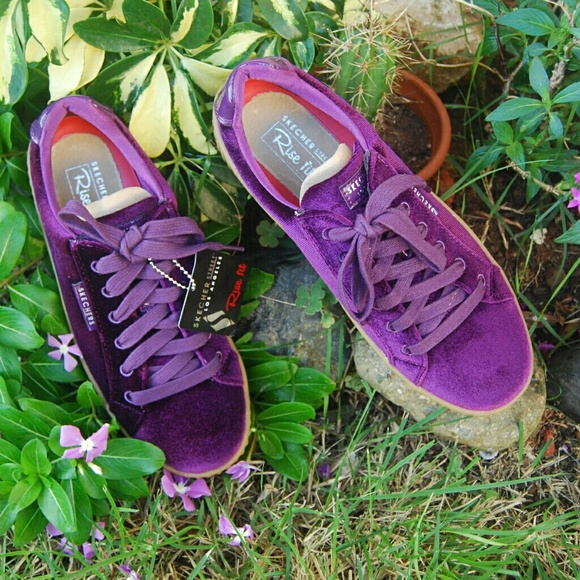 Womens SKECHERS Street Mila Sneakers Velvet Purple - Picture 4 of 5