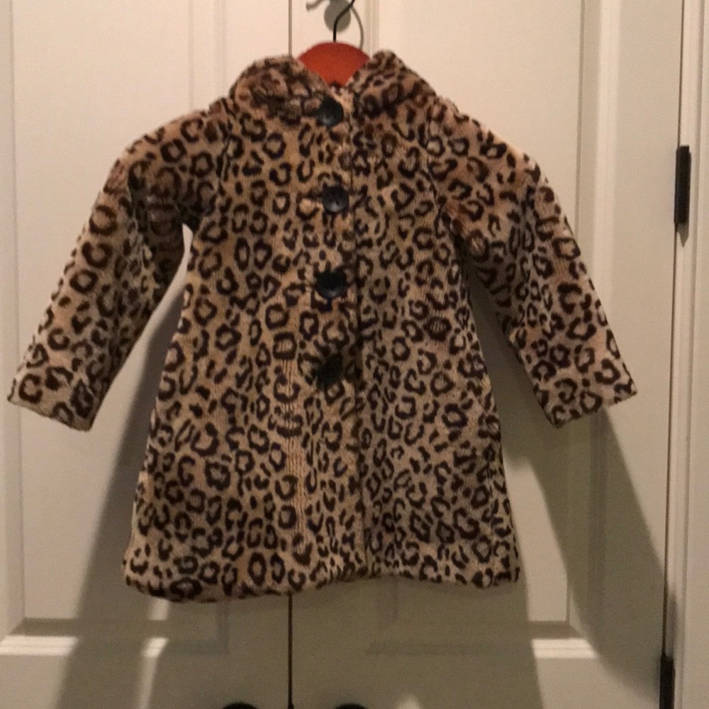 Lili Gaufrette Leopard Print Faux Fur