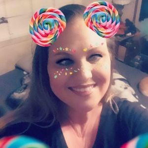 Meet your Posher, Kari