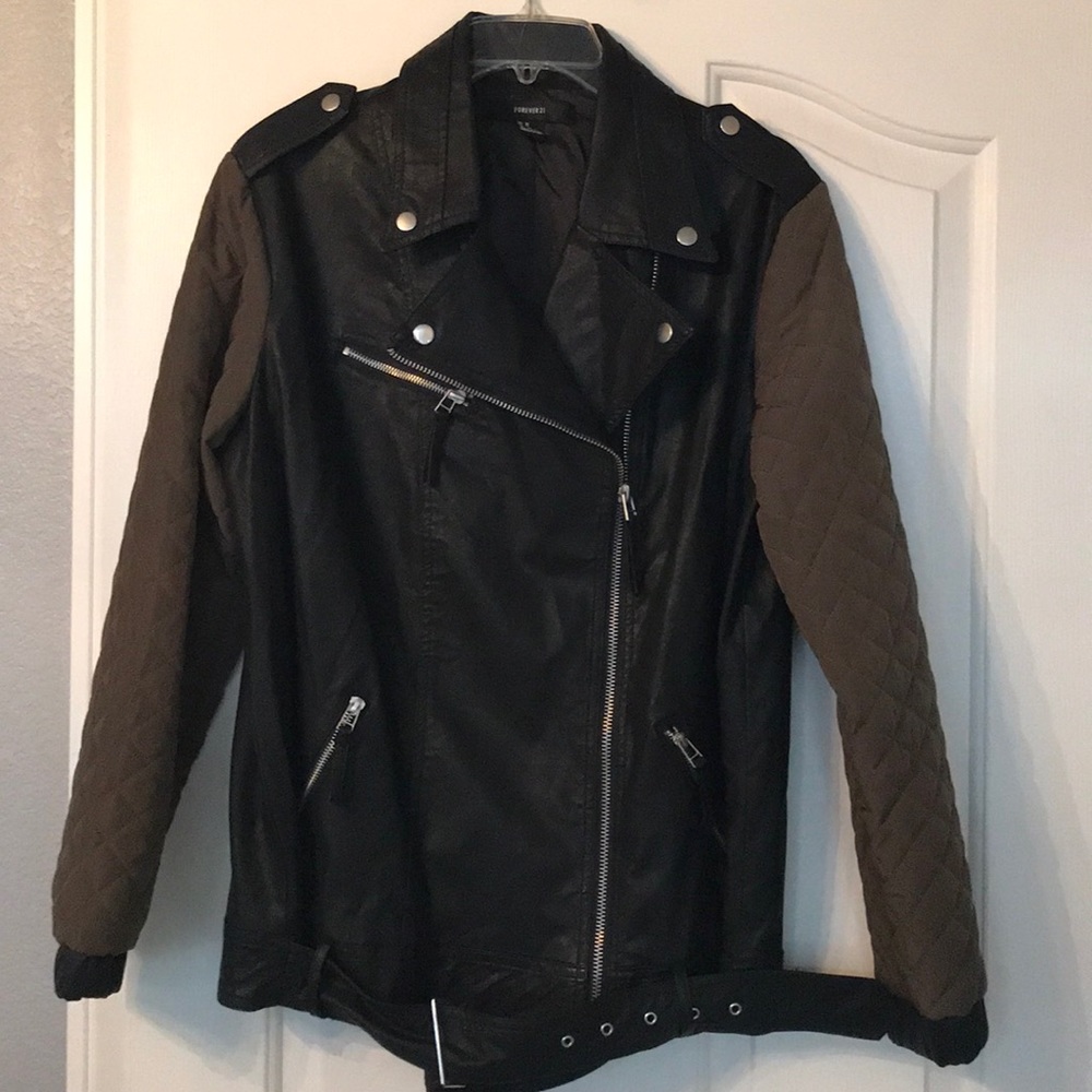 Never worn jacket.