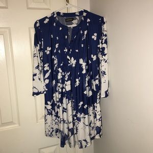 Floral Tunic Top - L