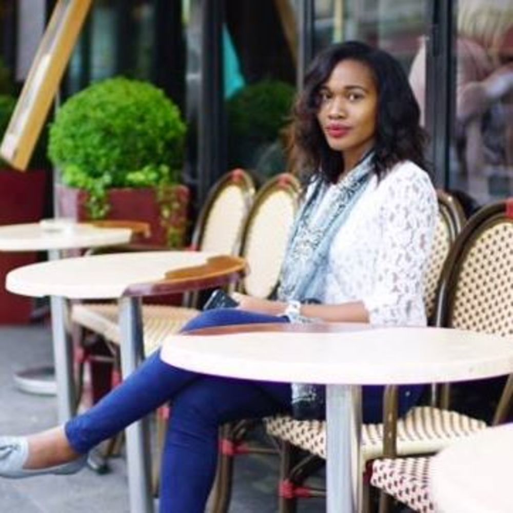 Meet your Posher, Kareen