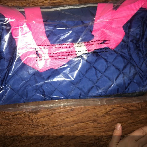 Justice Duffle - Picture 2 of 3