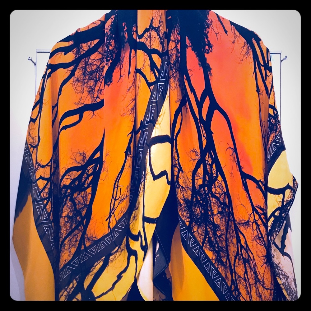 Gorgeous nature print scarf