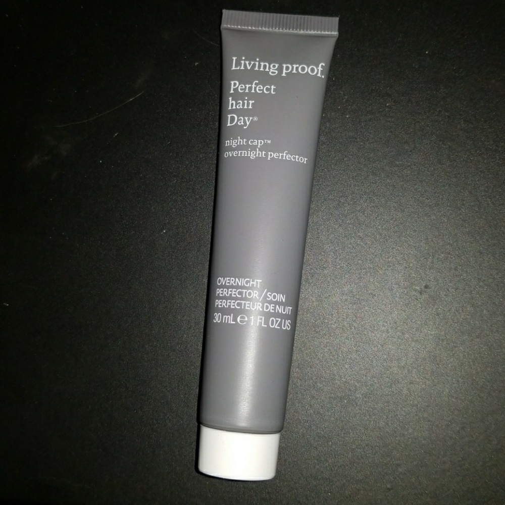 Living Proof Perfect hair Day night cap