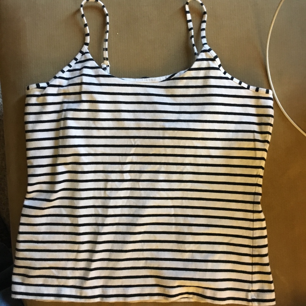 Banana Republic Essential Shelf Tank