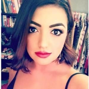 Meet your Posher, Alma