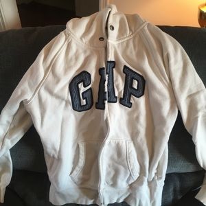 Gap sweatshirt