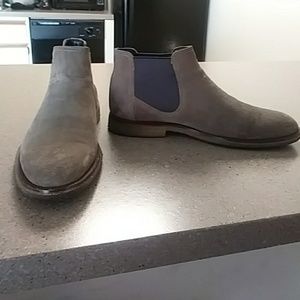 To Boot New York Italian suede Chelsea boot