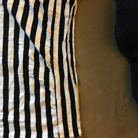 NWOT Express Tee - Picture 4 of 5