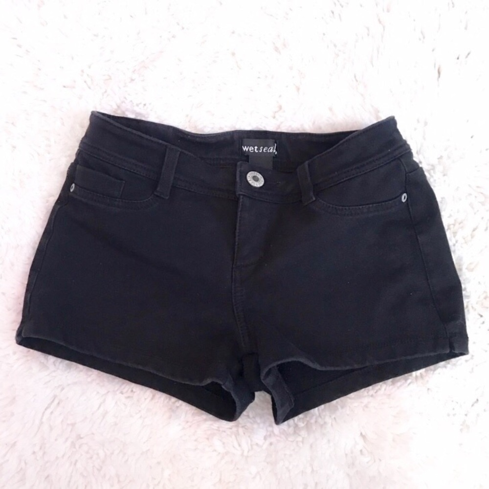Black Shorts 🖤