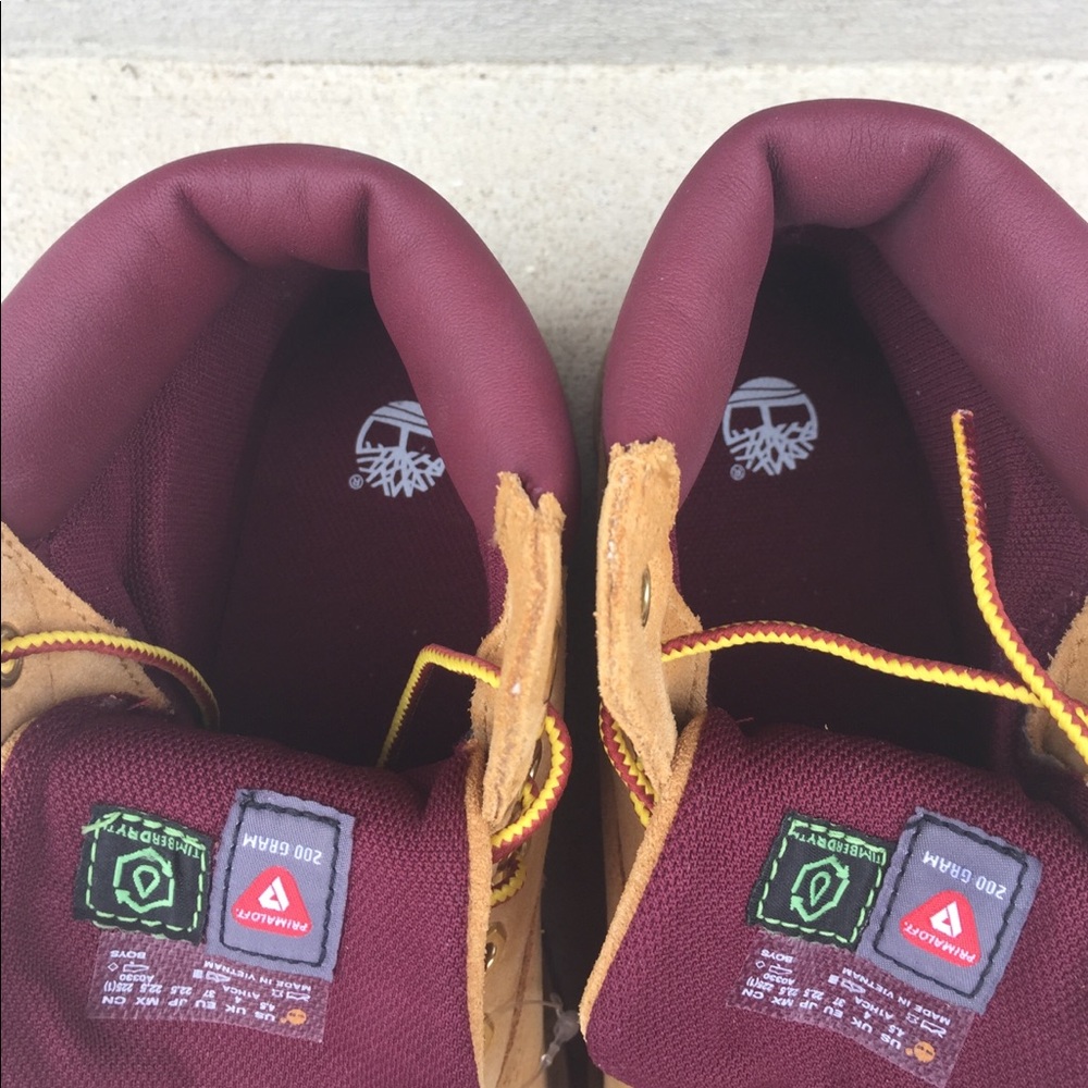 ❌ SOLD ❌NWOB 6” Timberland boots maroon collar - Picture 7 of 8