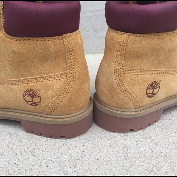 ❌ SOLD ❌NWOB 6” Timberland boots maroon collar - Picture 5 of 8