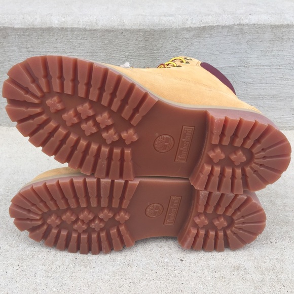 ❌ SOLD ❌NWOB 6” Timberland boots maroon collar - Picture 8 of 8