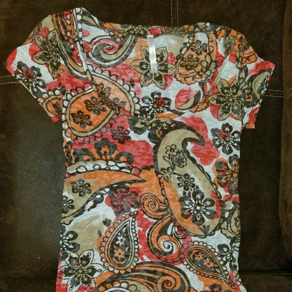 Rue 21 shirt