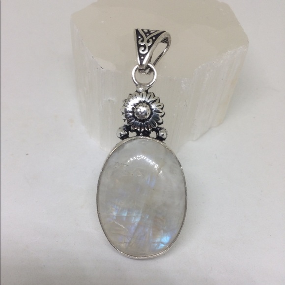 🌈🌀RAINBOW MOONSTONE HANDCRAFTED EARRINGS - Picture 4 of 7