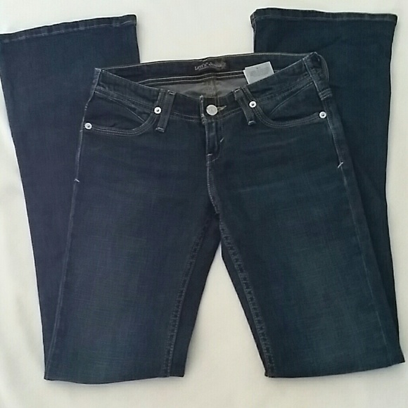 Levi's Denim - Levi's Jeans. ☄️☄️