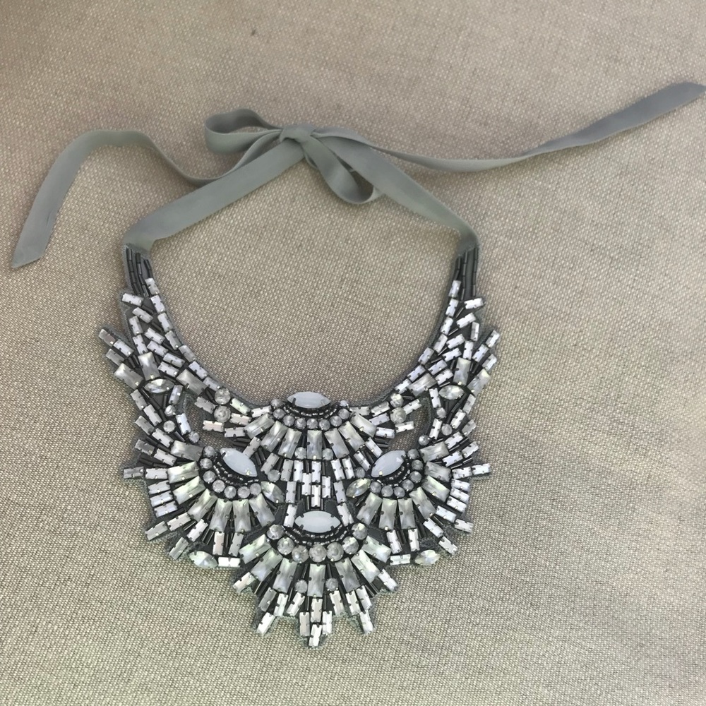 Stella & Dot Gala Statement Necklace - Picture 4 of 6