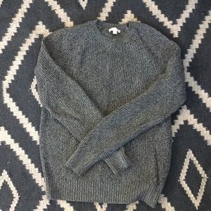 Gap sweater