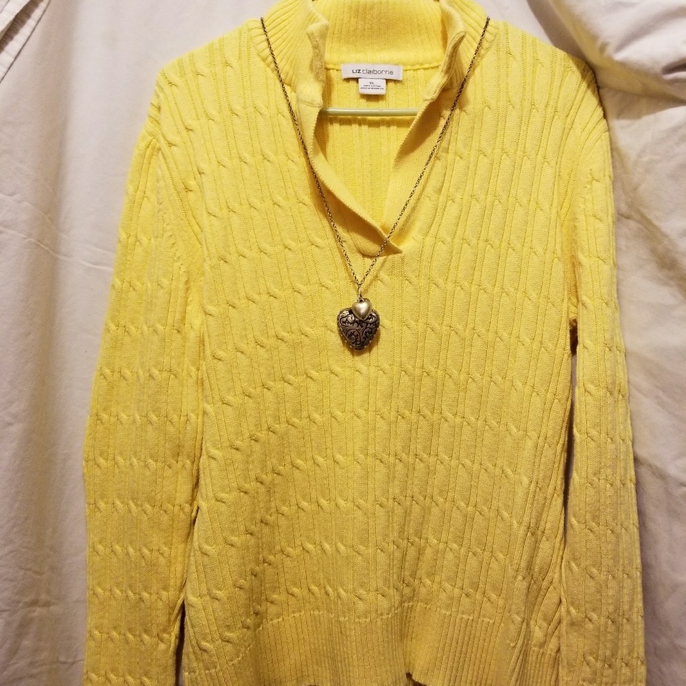 Liz Claiborne Yellow Sweater Size XL (Womens)