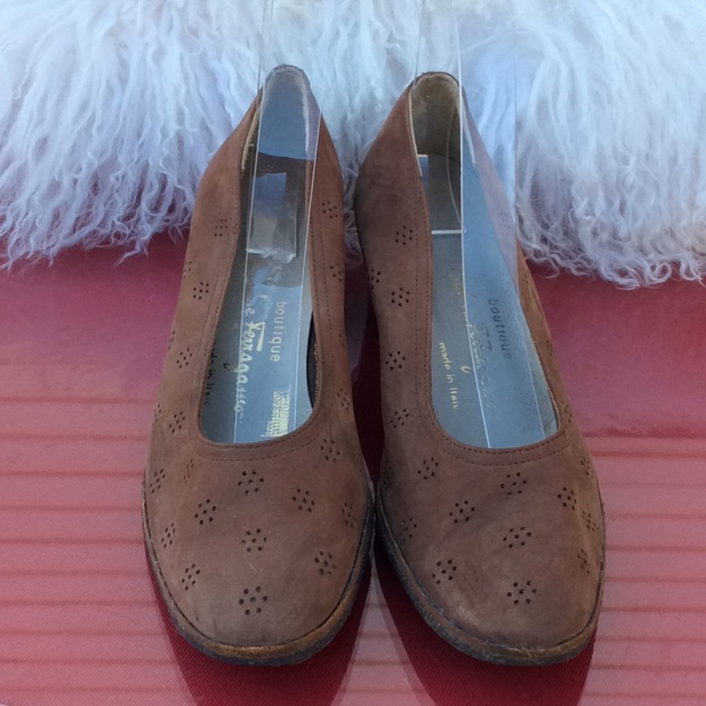 Salvatore Ferragamo tan suede pumps