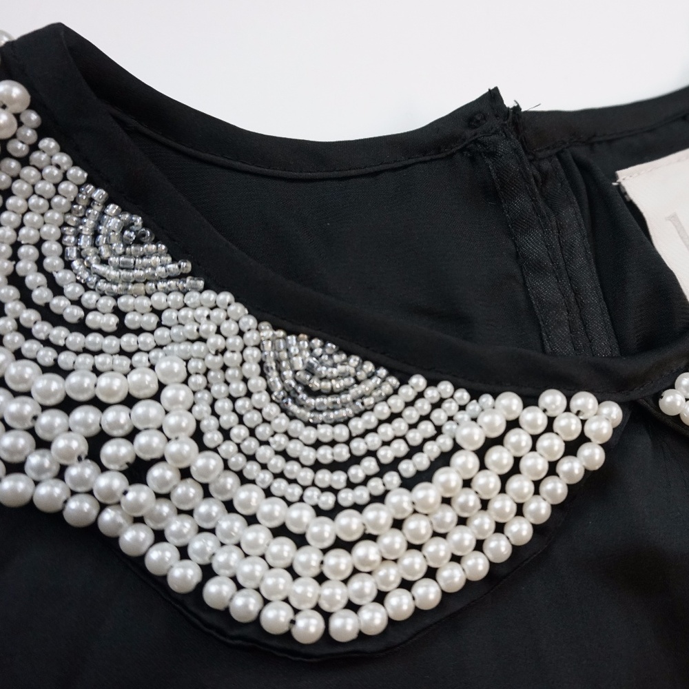 Pearl Detail Sleeveless Blouse