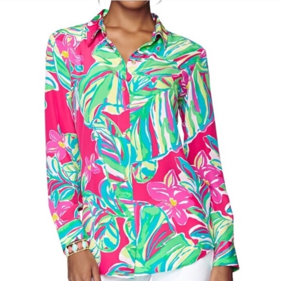 Lilly Pulitzer Tops - Lilly Pulitzer Isla Silk Blouse in Jungle Tumble