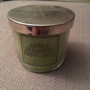 Bath and Body Single Wick- Apple Pumpkin Pancakes