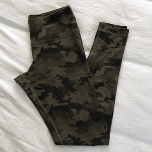 Camo leggings